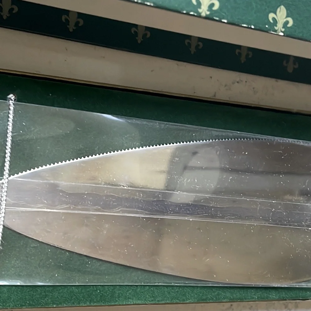 Lenox Desert Serving Knife Brand New Condition